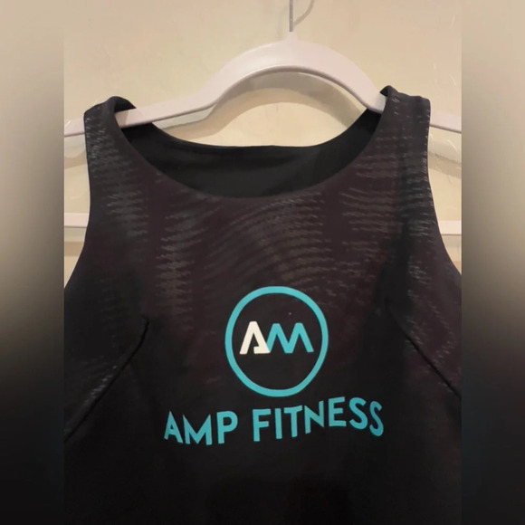 Lululemon size AMP fitness top - Picture 2 of 4